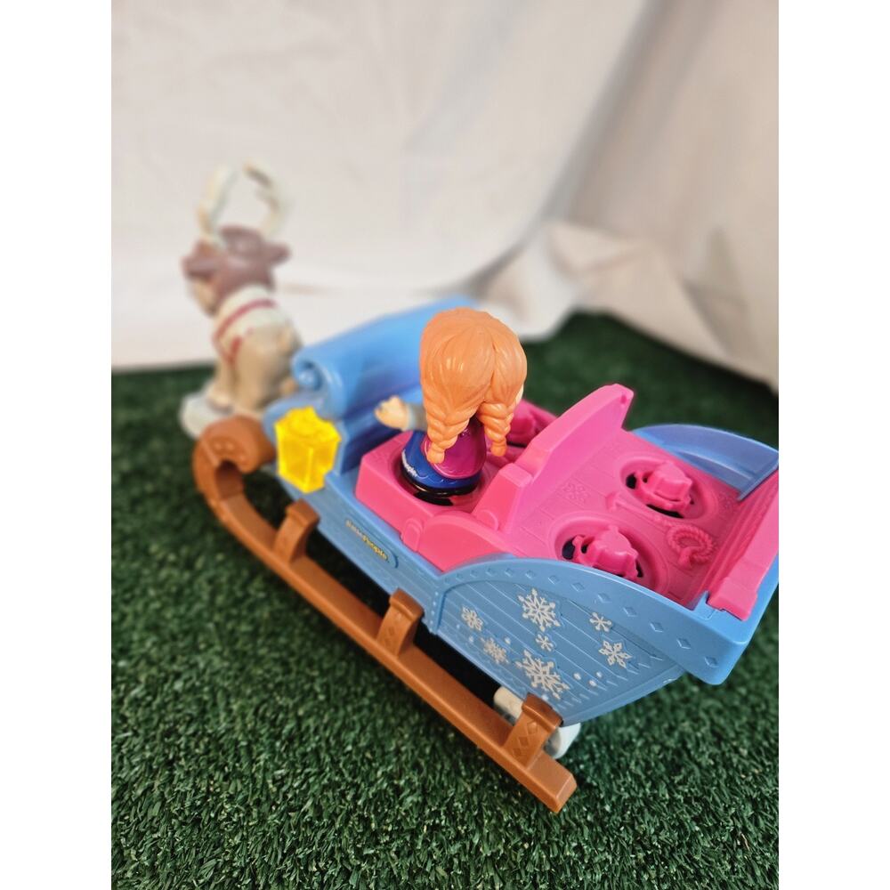 FISHER PRICE LITTLE PEOPLE DISNEY FROZEN KRISTOFF SLEIGH SLED LIGHT UP PLAYSET - Picture 3 of 5
